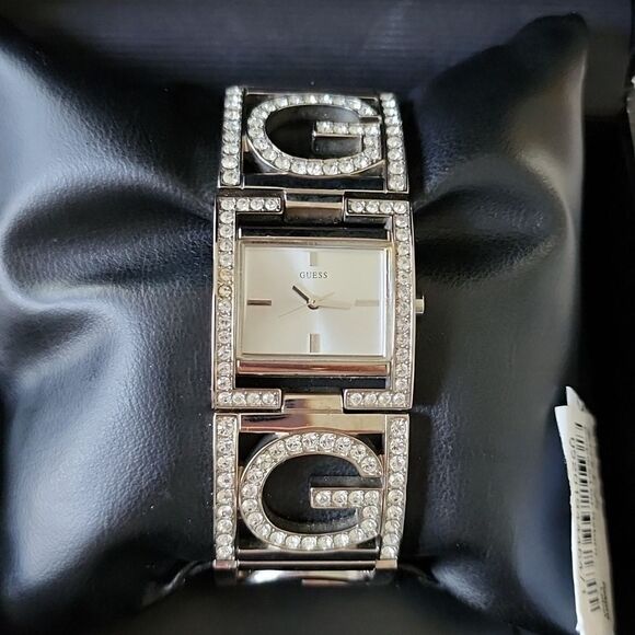 GUESS VINTAGE WATCH  - Picture 1 of 14